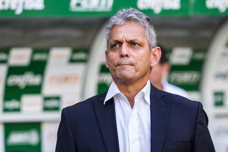 Rueda ainda não informou se segue no Flamengo ou se acerta com a seleção chilena (Foto: Gil Guzzo/Ofotografico) Rueda ainda não informou se segue no Flamengo ou se acerta com a seleção chilena (Foto: Gil Guzzo/Ofotografico)