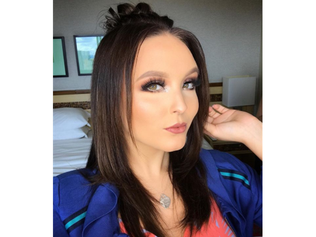 Larissa Manoela entra na lista de livros mais vendidos no Brasil pelo 2º ano consecutivo Larissa Manoela entra na lista de livros mais vendidos no Brasil pelo 2º ano consecutivo