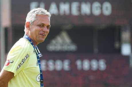 Rueda está na mira do Chile (Gilvan de Souza / Flamengo) Rueda está na mira do Chile (Gilvan de Souza / Flamengo)