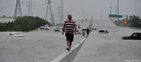 O furacão Harvey foi o segundo mais caro desastre natural já registrado nos EUA, atrás apenas do Katrina de 2005