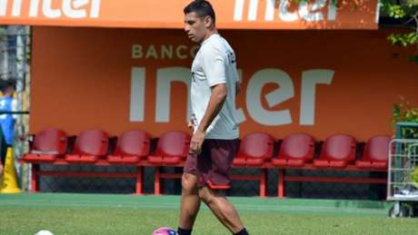 Meia-atacante já tinha convivido com Rodrigo Caio na Seleção Brasileira (Foto: Érico Leonan/SPFC) Meia-atacante já tinha convivido com Rodrigo Caio na Seleção Brasileira (Foto: Érico Leonan/SPFC)