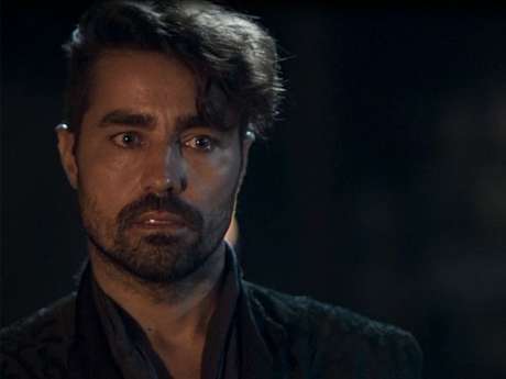 Olha a cara do Virgílio (Ricarod Pereira) flagrando a Amália (Marina Ruy Barbosa) beijando Afonso (Romulo Estrela), em "Deus Salve o Rei"! Olha a cara do Virgílio (Ricarod Pereira) flagrando a Amália (Marina Ruy Barbosa) beijando Afonso (Romulo Estrela), em "Deus Salve o Rei"!