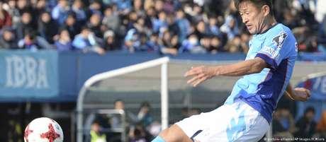 Na temporada de 2017 Kazu participou de 12 partidas da 2 diviso da J-League e marcou um gol pelo Yokohama