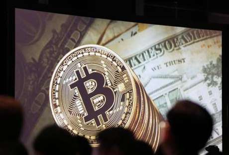 CVM proíbe fundos de investirem em bitcoins CVM proíbe fundos de investirem em bitcoins