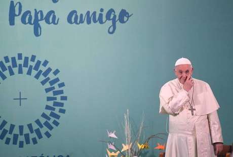 EPA / Ansa - Brasil Papa se reúne com vítimas de padres pedófilos no Chile