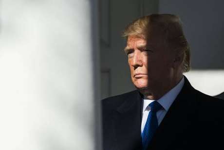 Trump bateu recorde de impopularidade em seu primeiro ano de governo Trump bateu recorde de impopularidade em seu primeiro ano de governo
