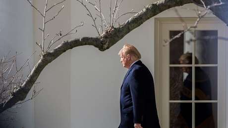 No Twitter, Trump antecipou a divulgação do memorando com críticas ao FBI