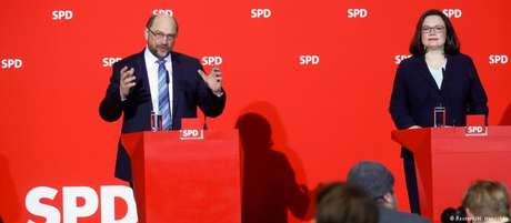 Schulz renuncia à predidência do SPD e indica líder da bancada do partido no Parlamento, Andrea Nahles, para o cargo Schulz renuncia à predidência do SPD e indica líder da bancada do partido no Parlamento, Andrea Nahles, para o cargo