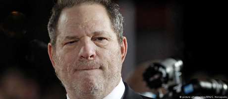 Harvey Weinstein, de 65 anos, foi acusado de assédio por uma série de atrizes famosas Harvey Weinstein, de 65 anos, foi acusado de assédio por uma série de atrizes famosas
