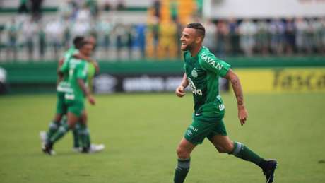 Chapecoense deve contar com Guilherme no confronto com o Figueirense (Divulgação/Chapecoense)