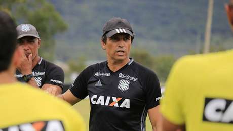 Milton Cruz elogia Chapecoense