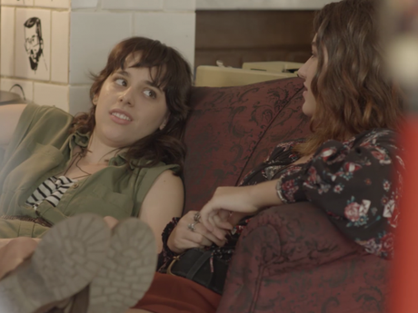 Em "Malhação": Lica (Manoela Aliperti) escuta declarações de Samantha (Giovanna Grigio) e Felipe (Gabriel Calamari) Em "Malhação": Lica (Manoela Aliperti) escuta declarações de Samantha (Giovanna Grigio) e Felipe (Gabriel Calamari)