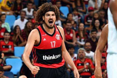 Flamengo vence Franca, e Varejão leva a melhor pelo primeiro confronto com Leandrinho pela NBB. Foto: Divulgação Flamengo vence Franca, e Varejão leva a melhor pelo primeiro confronto com Leandrinho pela NBB. Foto: Divulgação