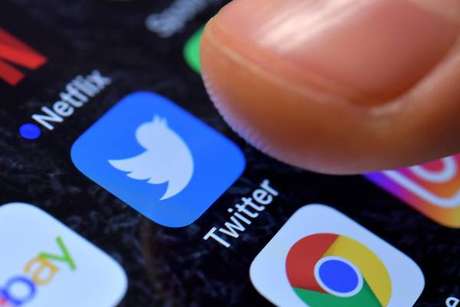 Governo britânico quer limitar tempo de uso de redes sociais Governo britânico quer limitar tempo de uso de redes sociais