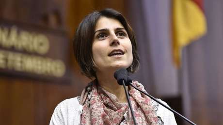 O perfil mais radical de Manuela D'Ávila (PCdoB) tende a afastar eleitores conservadores de Lula