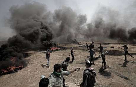 Aviões de Israel bombardeiam alvos do Hamas em Gaza Aviões de Israel bombardeiam alvos do Hamas em Gaza
