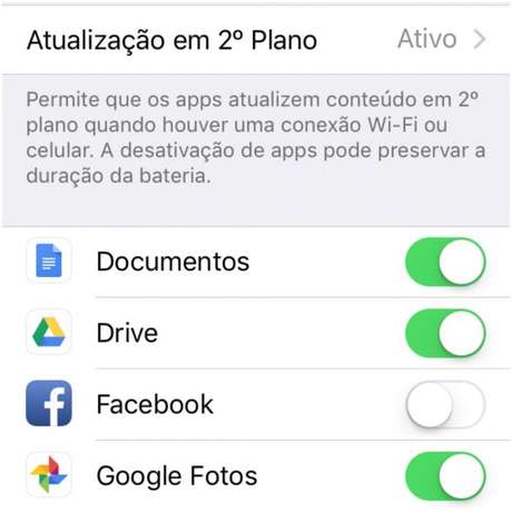 Atualizações em segundo plano consomem muita energia (Captura de tela: Ramon de Souza/Canaltech) Atualizações em segundo plano consomem muita energia (Captura de tela: Ramon de Souza/Canaltech)