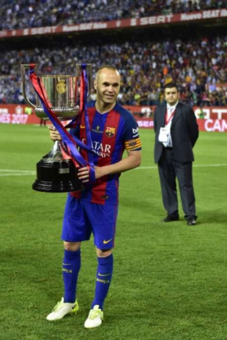 Iniesta soma 38 partidas nesta temporada pelo Barcelona (Foto: ANDER GILLENEA / AFP) Iniesta soma 38 partidas nesta temporada pelo Barcelona (Foto: ANDER GILLENEA / AFP)