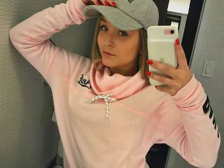 Veja 10 coisas que descobrimos sobre Larissa Manoela em seu novo livro Veja 10 coisas que descobrimos sobre Larissa Manoela em seu novo livro
