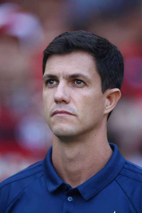 MaurÃcio Barbieri começa a dar sua cara ao Flamengo (Marcelo Cortes/Fotoarena)