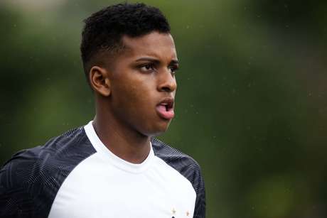 Rodrygo é mais uma joia da base do Santos (Foto: Ivan Storti/Santos) Rodrygo é mais uma joia da base do Santos (Foto: Ivan Storti/Santos)