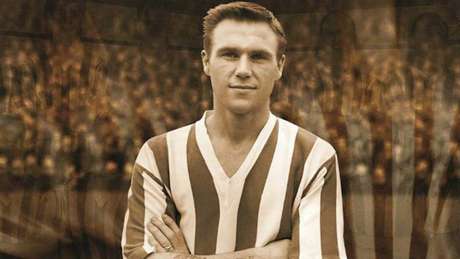 Campeão do mundo com a Inglaterra em 1966, Ray Wilson morre aos 83 anos (Foto: Divulgação/Huddersfield) Campeão do mundo com a Inglaterra em 1966, Ray Wilson morre aos 83 anos (Foto: Divulgação/Huddersfield)