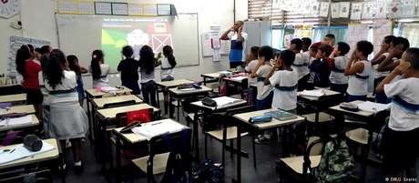 Alunos durante a aula da alemão: bons resultados obtidos pela escola a credenciaram a receber o projeto Alunos durante a aula da alemão: bons resultados obtidos pela escola a credenciaram a receber o projeto