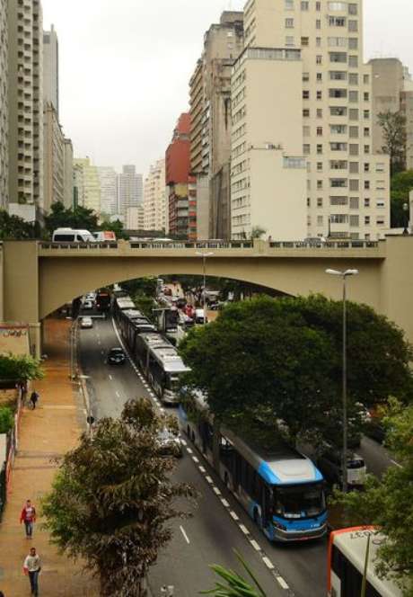 Frota de ônibus em SP será reduzida nesta quinta-feira Frota de ônibus em SP será reduzida nesta quinta-feira