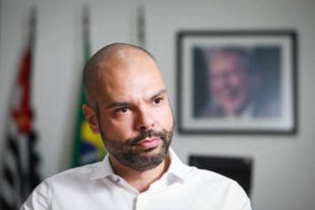 Prefeito Bruno Covas anunciou ponto facultativo na sexta-feira