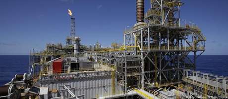 Ponto de exploração de petróleo Ponto de exploração de petróleo