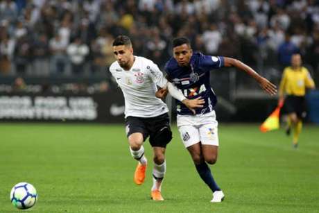 Roger Marca Ferraz Salva E Corinthians E Santos Empatam