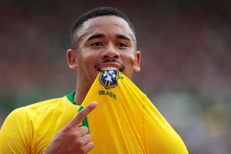 Gabriel Jesus amplia números e se mantém na artilharia da Seleção com Tite