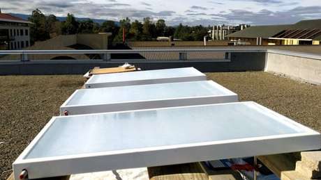 Invento da Skycool Systems em teste num telhado
