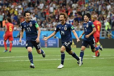 Inui comemora o segundo gol japonês