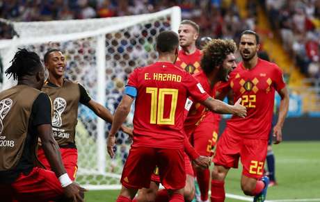 Fellaini e Hazard comemoram empate da Bélgica