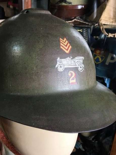 Capacete usado por soldados paulistas durante Revolução de 1932 Capacete usado por soldados paulistas durante Revolução de 1932