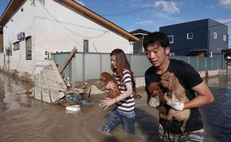 Cidade de Soja, que foi devastada pelas chuvas, tem mais de 300 brasileiros Cidade de Soja, que foi devastada pelas chuvas, tem mais de 300 brasileiros