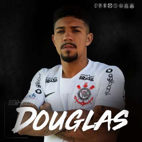 Douglas foi anunciado nesta quinta pelo Corinthians (Foto: Divulgação/Corinthians) Douglas foi anunciado nesta quinta pelo Corinthians (Foto: Divulgação/Corinthians)