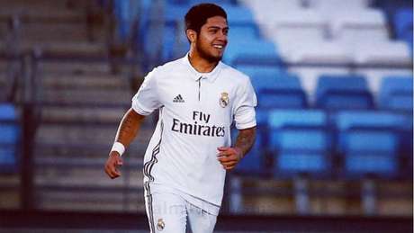 Pequenos detalhes separam Corinthians de anunciar atacante paraguaio