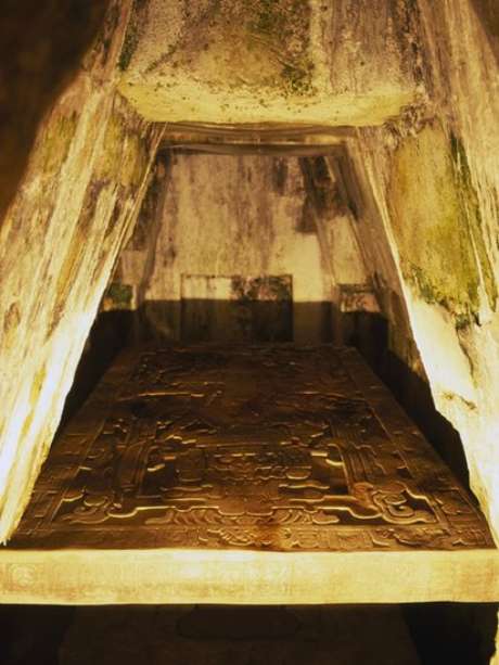 O arqueólogo Alberto Ruz encontrou em 1949 a tumba de Pacal O arqueólogo Alberto Ruz encontrou em 1949 a tumba de Pacal