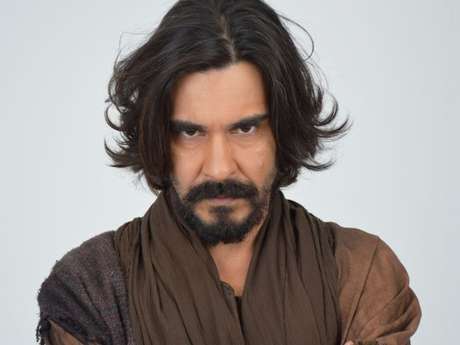 'Barrab&aacute;s da novela 'Jesus' tem uma dor por tr&aacute;s: a m&atilde;e foi vendida como escrava, o pai morreu na fogueira...', frisa Andr&eacute; Gon&ccedil;alves