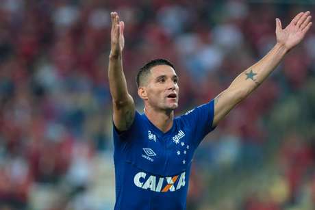 Thiago Neves ampliou para o Cruzeiro