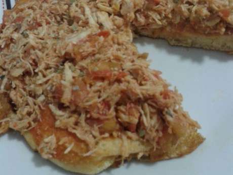 Pizza de liquidificador feita na frigideira Pizza de liquidificador feita na frigideira