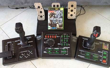 Steel Battalion transformava seu Xbox em um painel para robôs gigantes Steel Battalion transformava seu Xbox em um painel para robôs gigantes