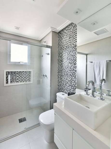 8. Nicho para banheiro em porcelanato com revestimento de pastilhas 8. Nicho para banheiro em porcelanato com revestimento de pastilhas