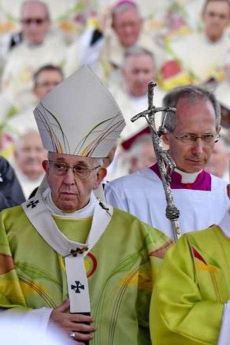 Papa Francisco celebra missa em Dublin, na Irlanda Papa Francisco celebra missa em Dublin, na Irlanda