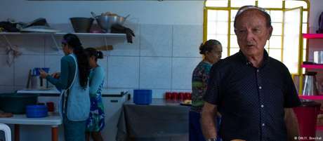 Nascido na Espanha, Jesus de Bobadilla tem sentido a raiva da população de Pacaraima por ajudar os venezuelanos Nascido na Espanha, Jesus de Bobadilla tem sentido a raiva da população de Pacaraima por ajudar os venezuelanos