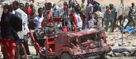 Explosão em Mogadíscio foi reivindicada pelos terroristas da milícia jihadista Al Shabaab Explosão em Mogadíscio foi reivindicada pelos terroristas da milícia jihadista Al Shabaab