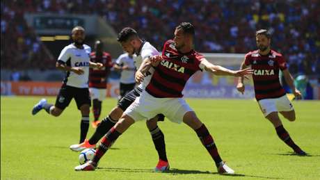 CearÃ¡ surpreendeu o Flamengo no MaracanÃ£ (Foto: Marcelo de Jesus/RawImage/Lancepress!)