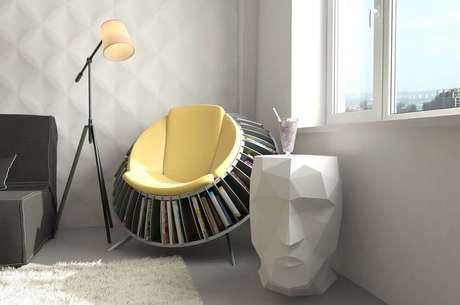 55. Decoração moderna para cantinho de leitura com poltrona com espaço para livros – Foto: Cool Chair Decoration Ideas